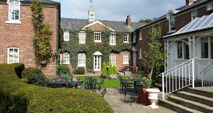 Etrop Grange Hotel