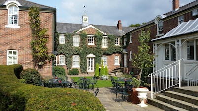 Etrop Grange Hotel