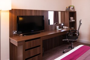 Bureau, espace de travail pour ordinateur portable