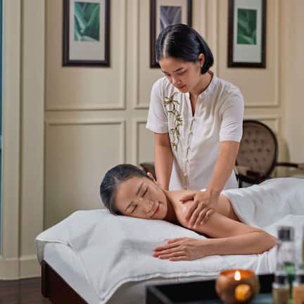 Couples treatment rooms, sauna, hot tub, steam room, Turkish bath