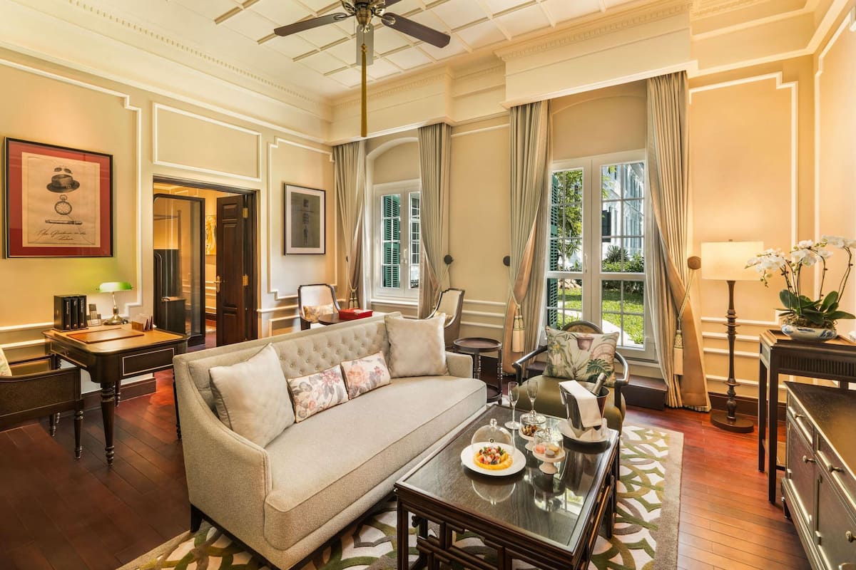 Heritage wing, Somerset Maugham Suite with Metropole Privileges and Benefits, King Bed | 1 bedroom, premium bedding, down comforters, pillowtop beds