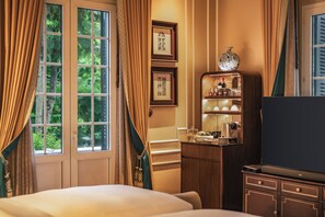 1 bedroom, premium bedding, down duvets, pillow-top beds