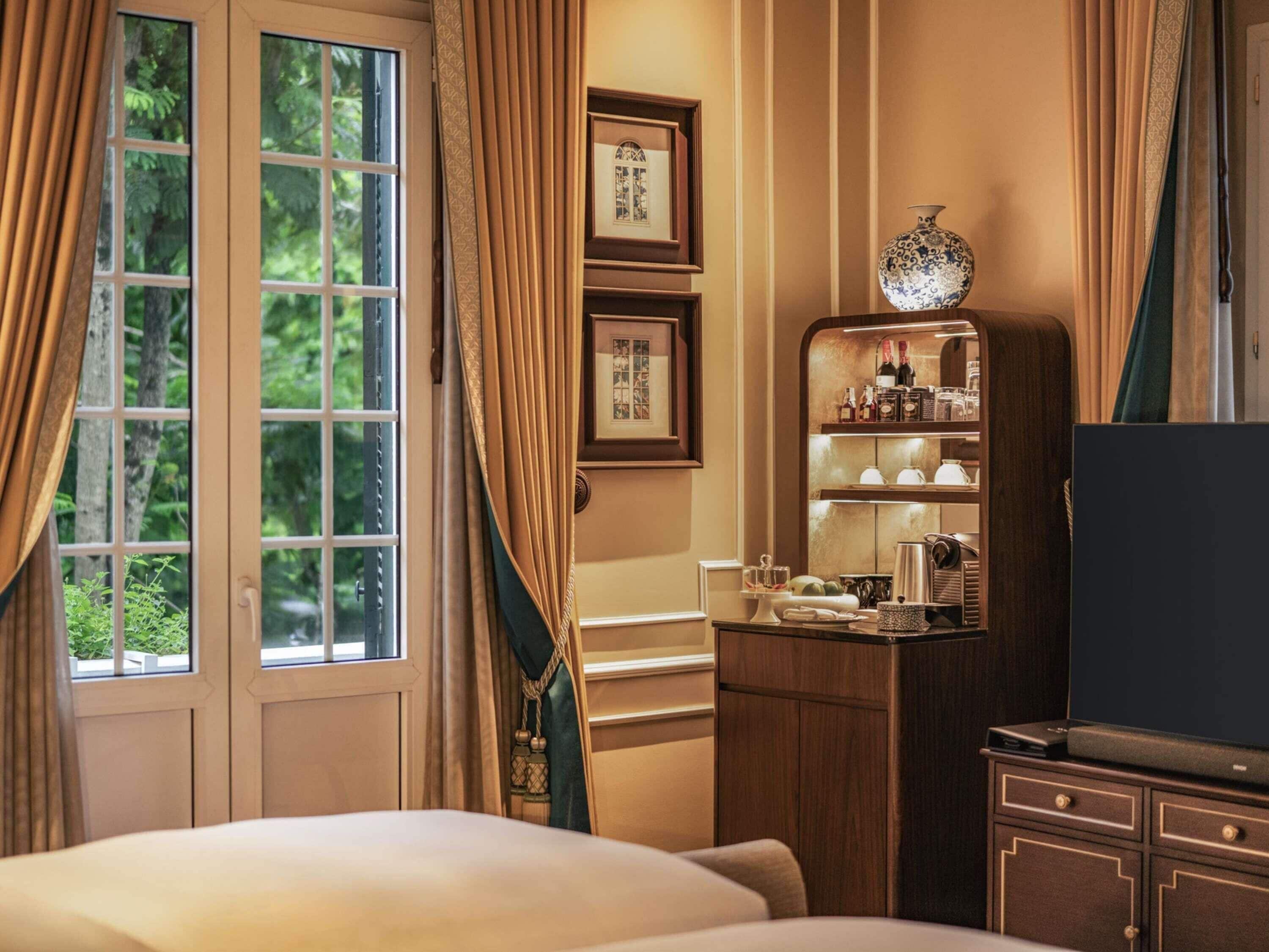 Heritage wing, Luxury room, Twin beds