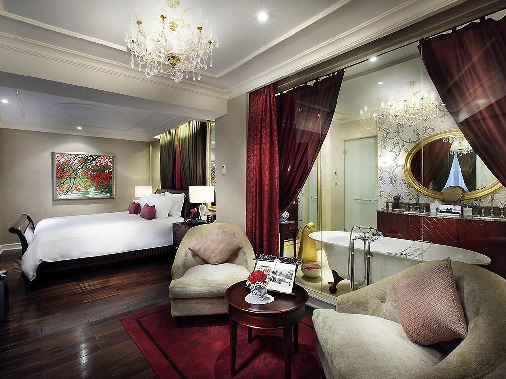 Opera wing, Grand Prestige Suite with Club Privileges and Benefits, King Bed