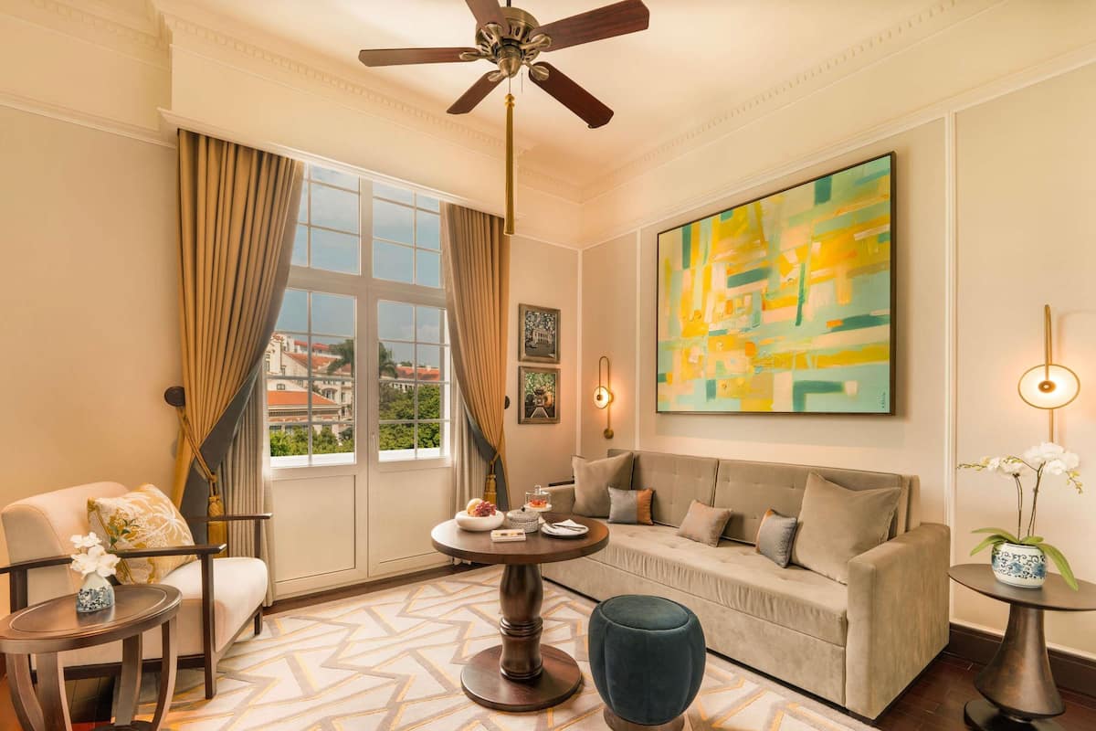 Heritage Wing, Metropole Suite with Metropole Privileges and Benefits, King Bed | 1 bedroom, premium bedding, down comforters, pillowtop beds