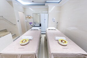 Behandlungsräume für Paare, Whirlpool, Körperbehandlungen, Aromatherapie