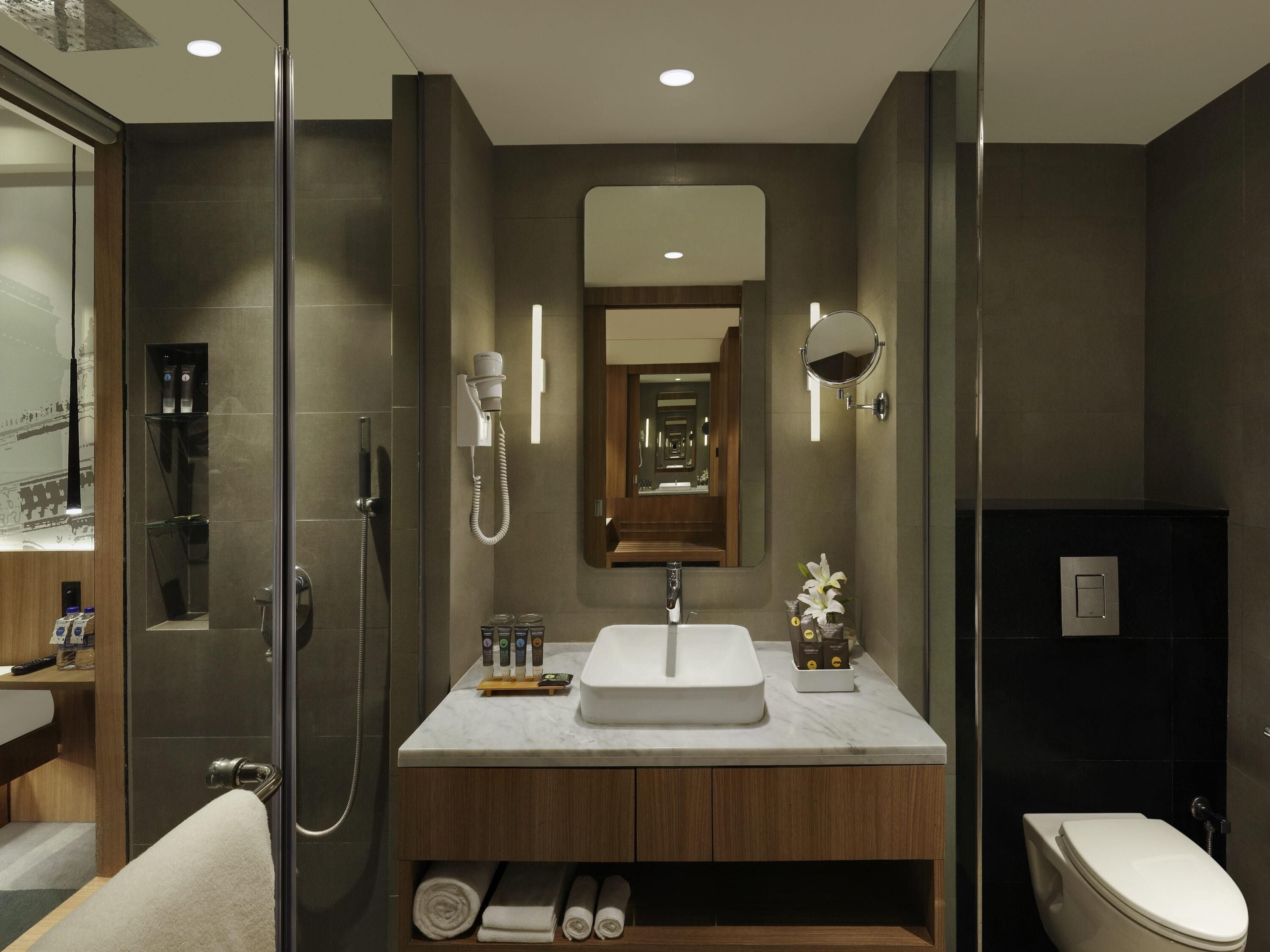 Literie de qualité, minibar, coffre-fort pour ordinateur portable