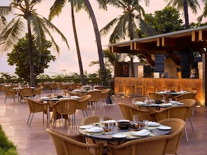 Hi ha 6 restaurants amb plats de cuina internacional