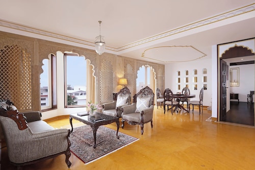 Novotel Mumbai Juhu Beach Hotel