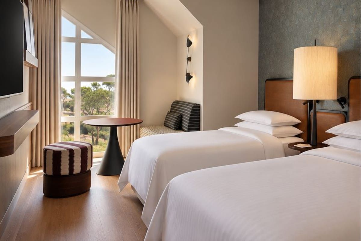 Superior Room, 2 Single Beds, Smoking, Garden View