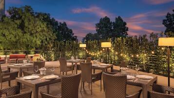 3 Restaurants, Frühstück, Mittagessen, Abendessen, mediterrane Küche