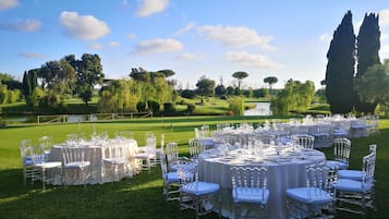 Espace banquet en plein air