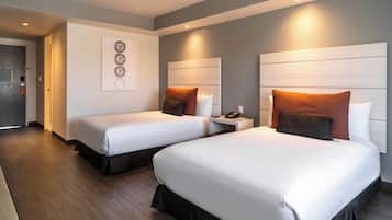 Premium bedding, in-room safe, desk, blackout drapes