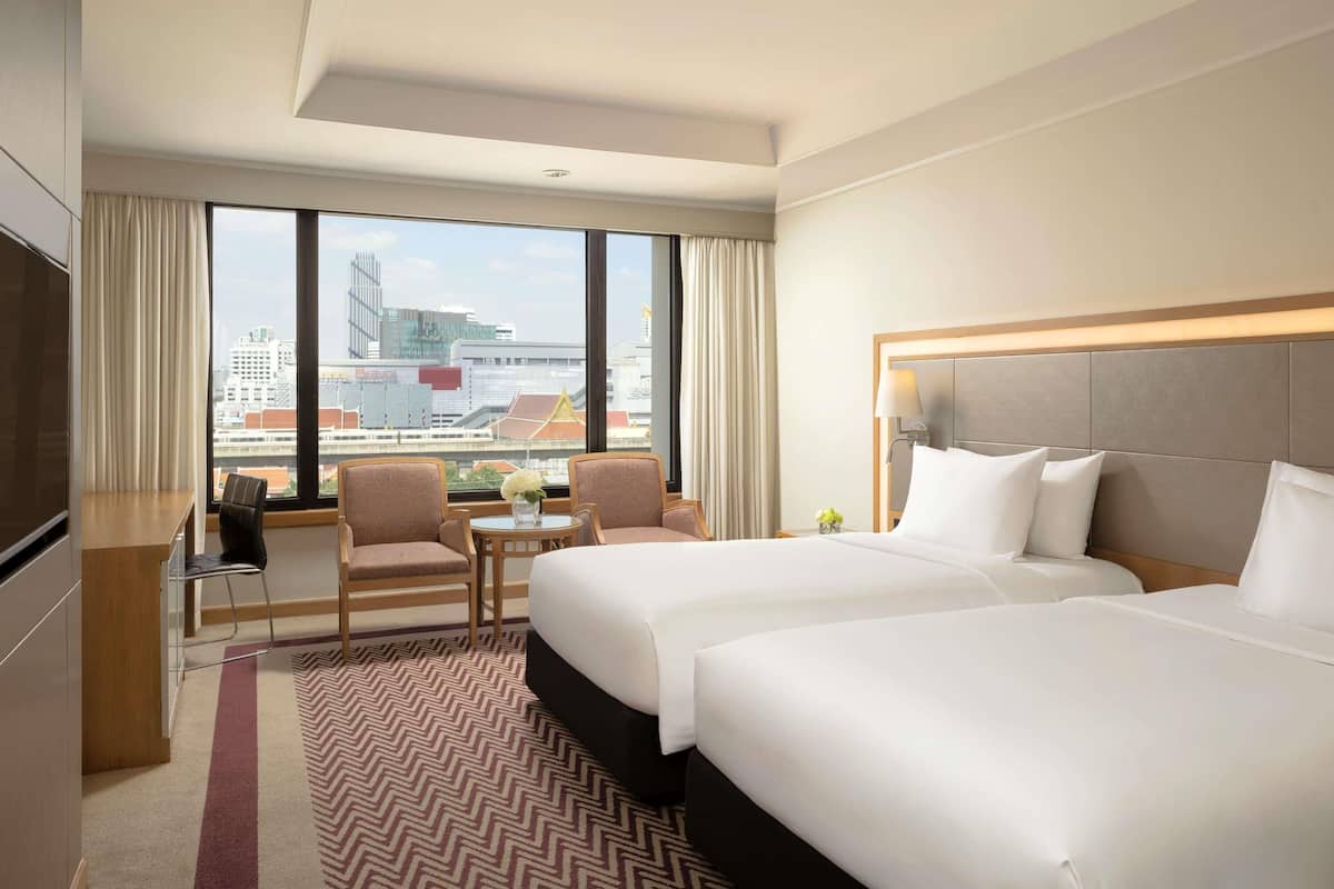 Quarto luxo, 2 camas de solteiro | Roupas de cama premium, cofres nos quartos, escrivaninha