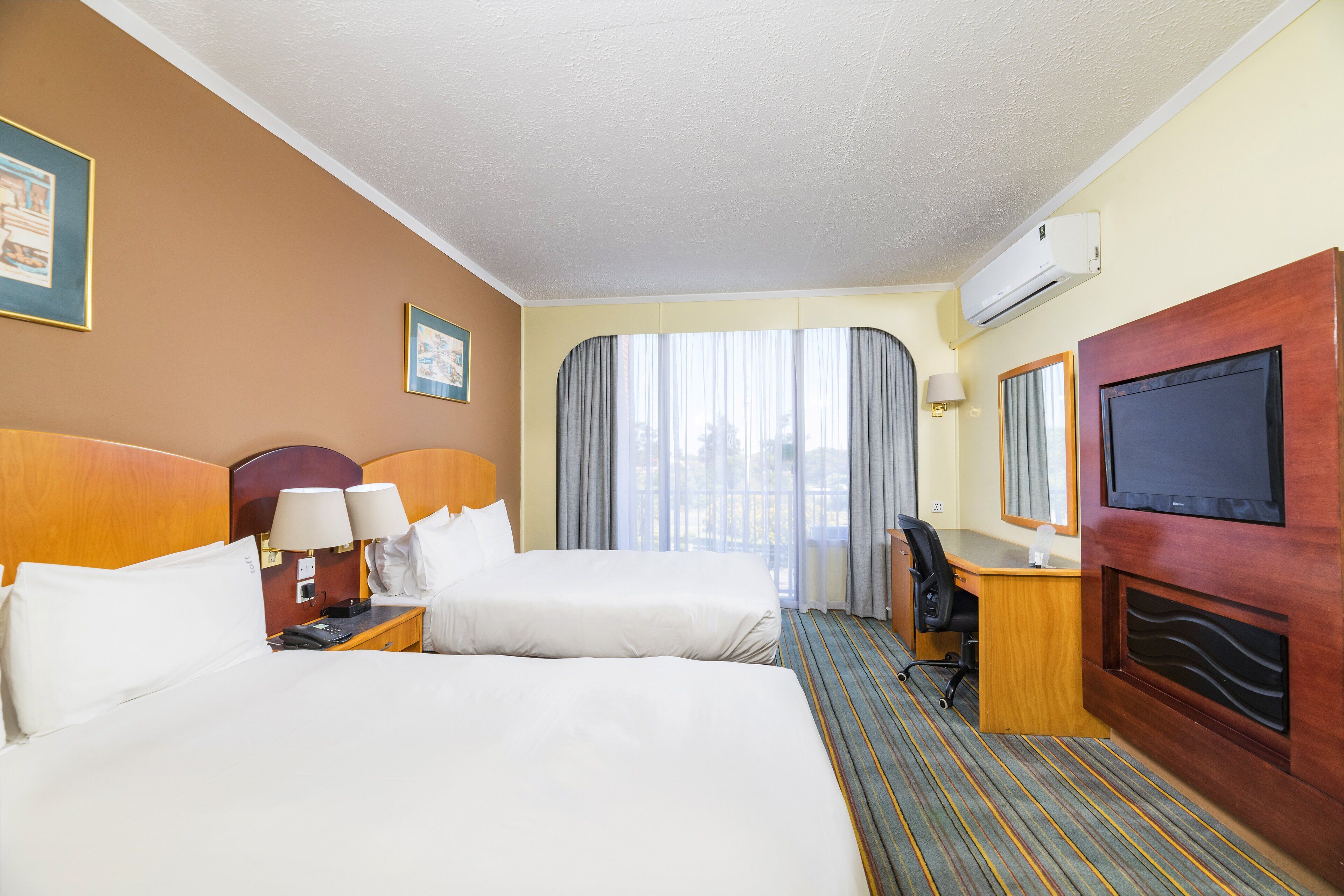 標準客房, 2 張標準雙人床, 非吸煙房 | 迷你吧、客房內保險箱、獨特裝潢  、布置獨特