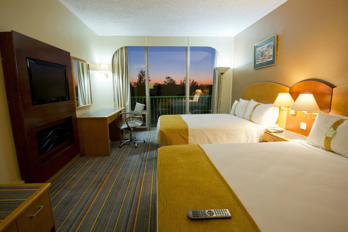Standard Room, 2 Double Beds, Non Smoking | Minibar, in-room safe, individually decorated, individually furnished