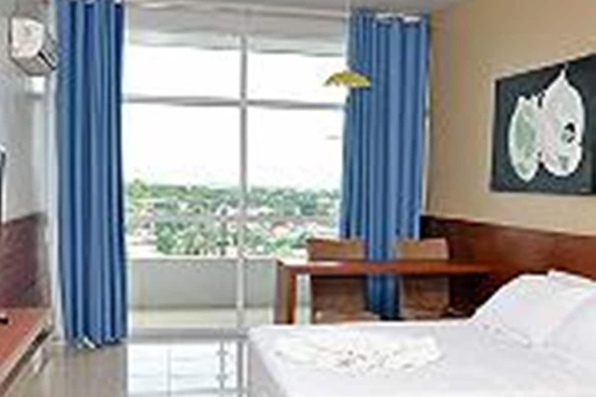 Minibar, blackout drapes, iron/ironing board (on request), WiFi (free)