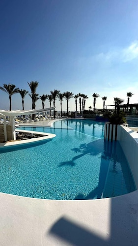 Riviera Hotel Beirut