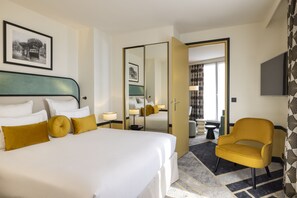 套房 | 高档床上用品、迷你吧、客房内保险箱、特色装修