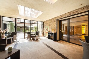 Salas de tratamientos para parejas, sauna, baño turco 