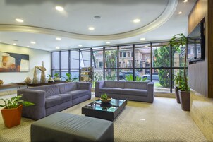 Sala de estar en el lobby