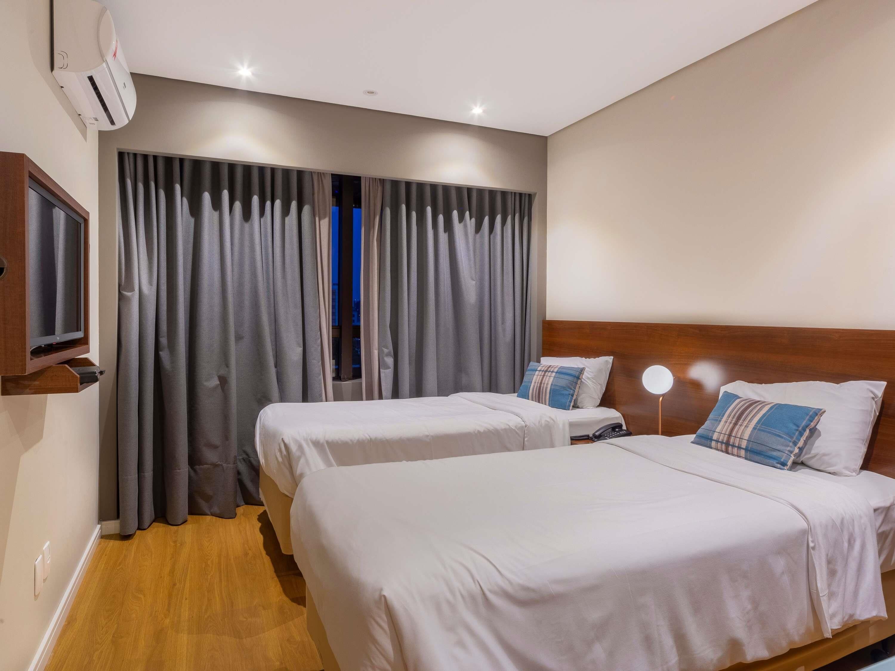 Chambre Supérieure, 2 lits une place