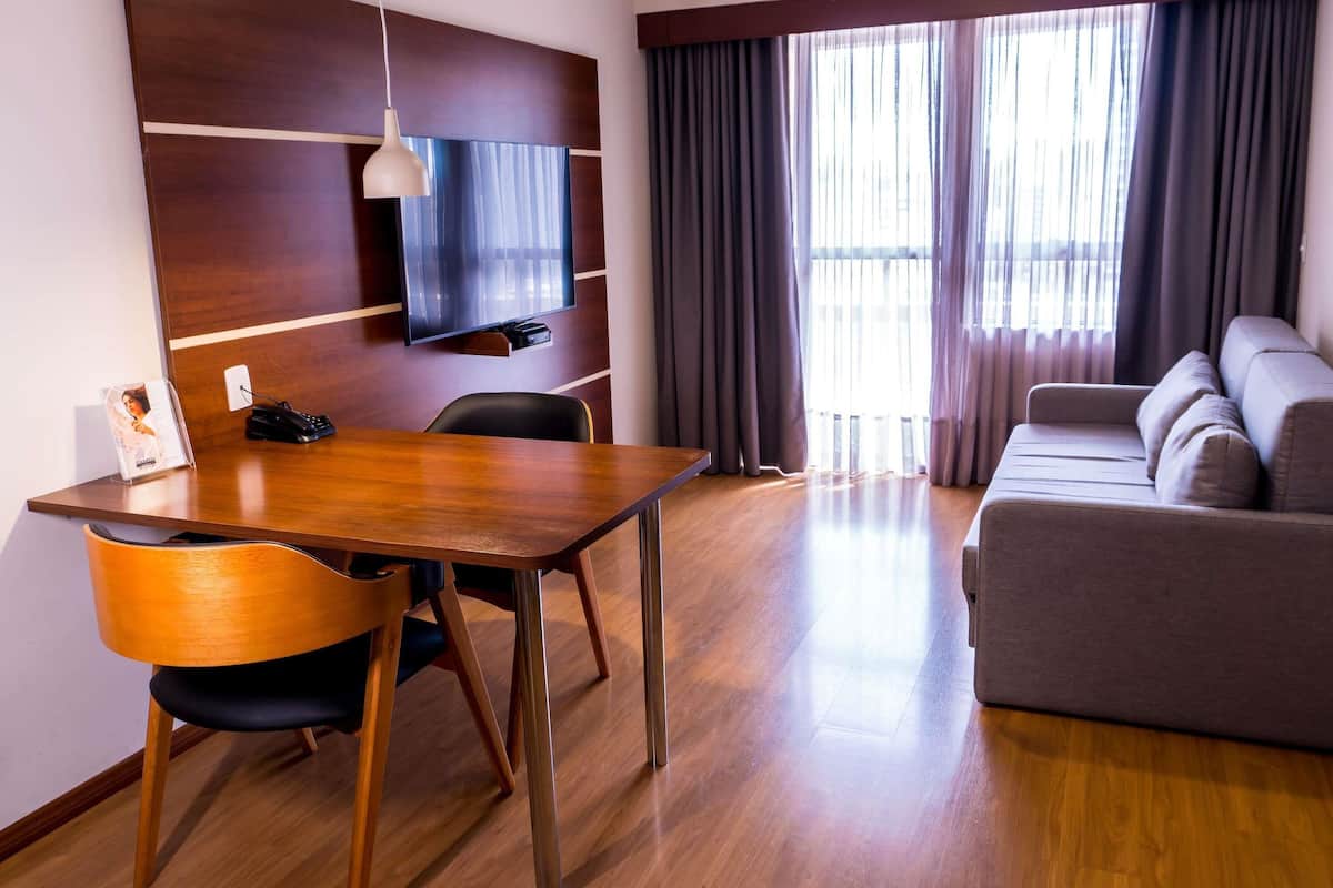 Chambre Supérieure, 1 lit double | Literie hypoallergénique, minibar, coffres-forts dans les chambres