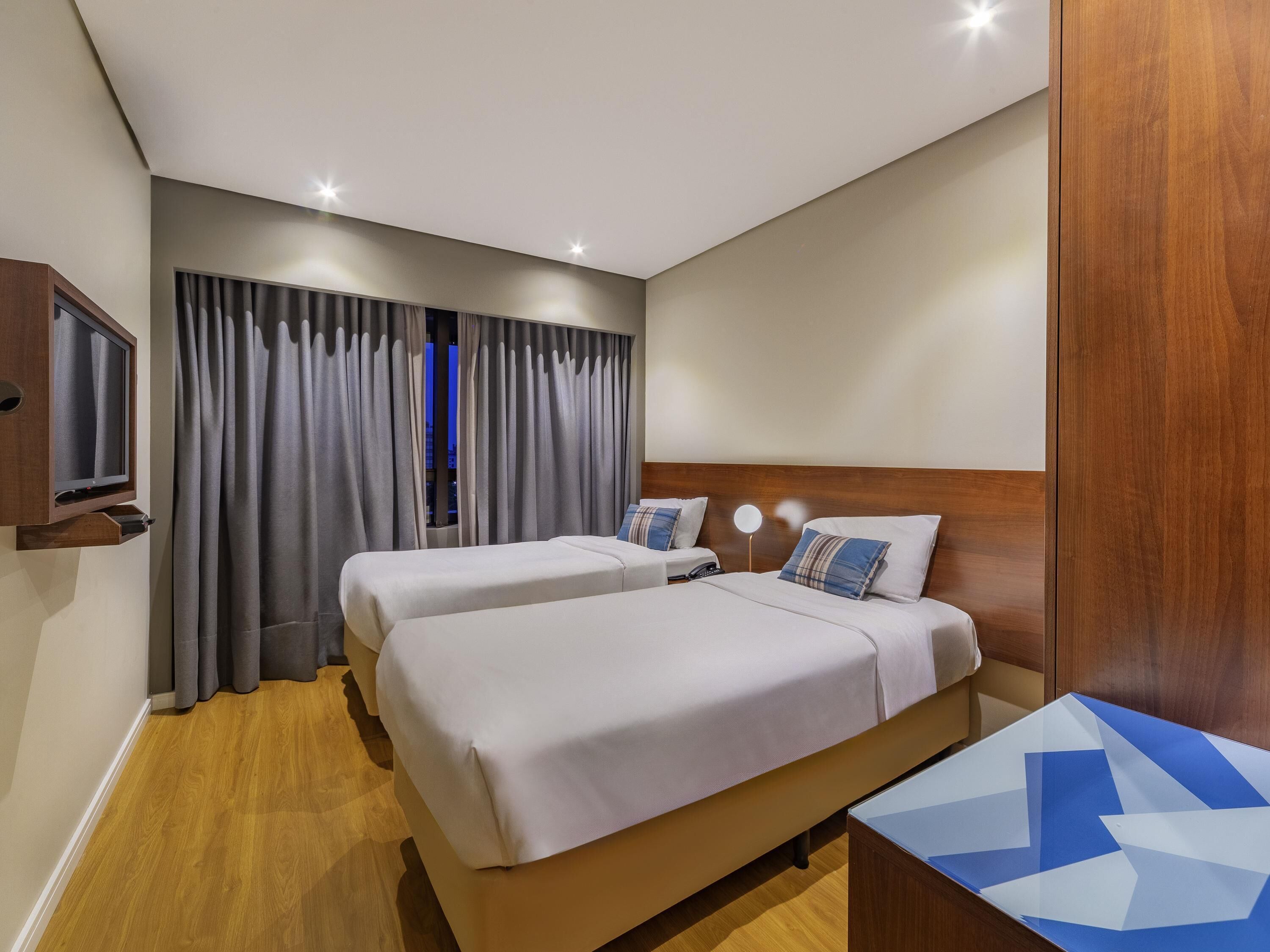 Superior Room, 2 Single Beds | Hypo-allergenic bedding, minibar, in-room safe, desk