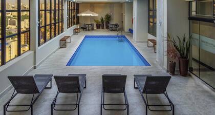 Mercure Curitiba Golden Hotel