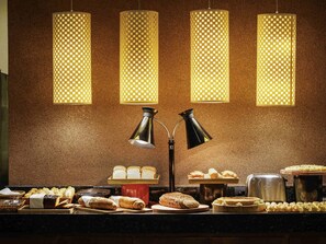 每日供應吃到飽早餐 (每人 BRL70.00)