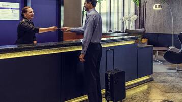 المنشأة من الخارج