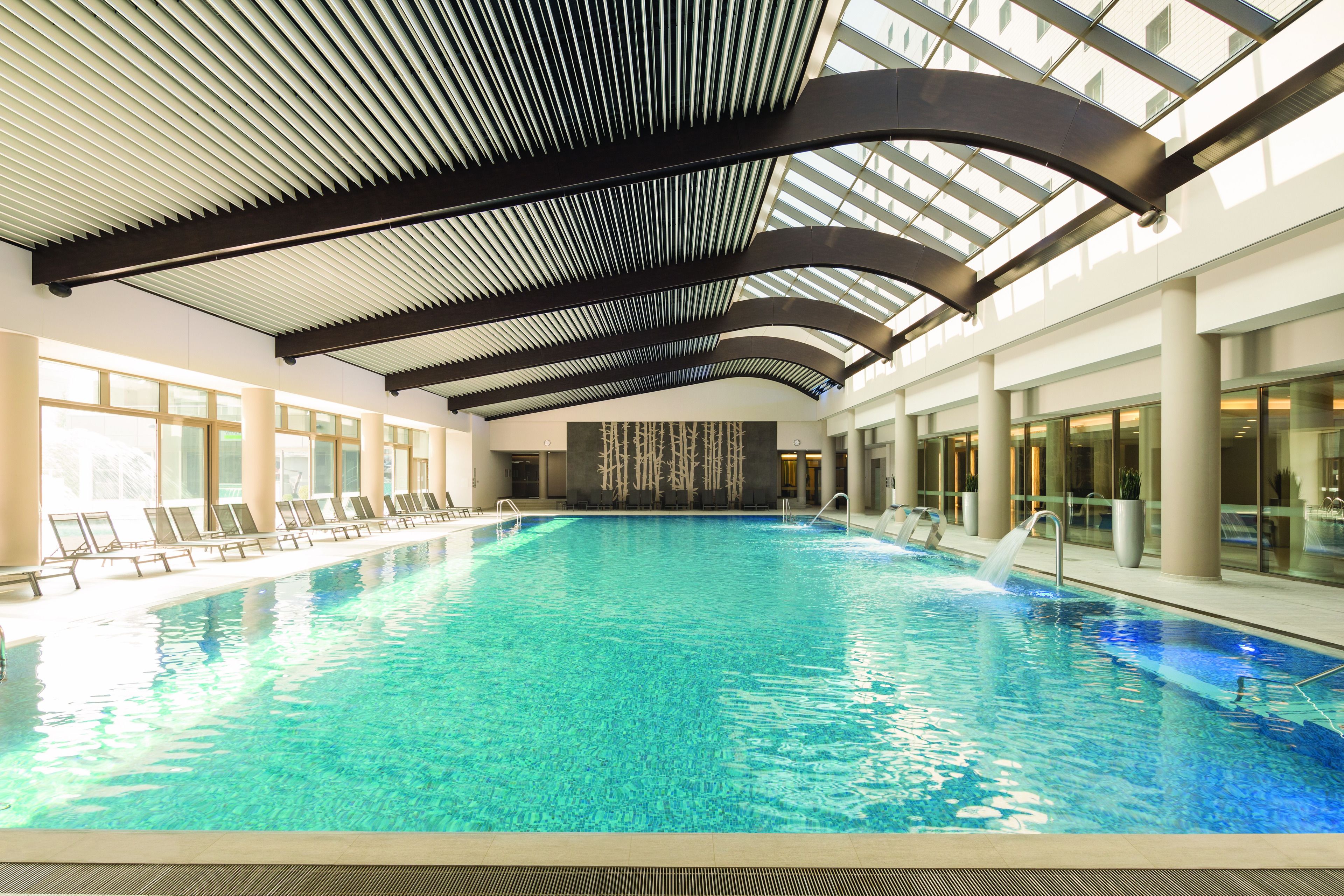 Indoor pool, seasonal outdoor pool, pool loungers
