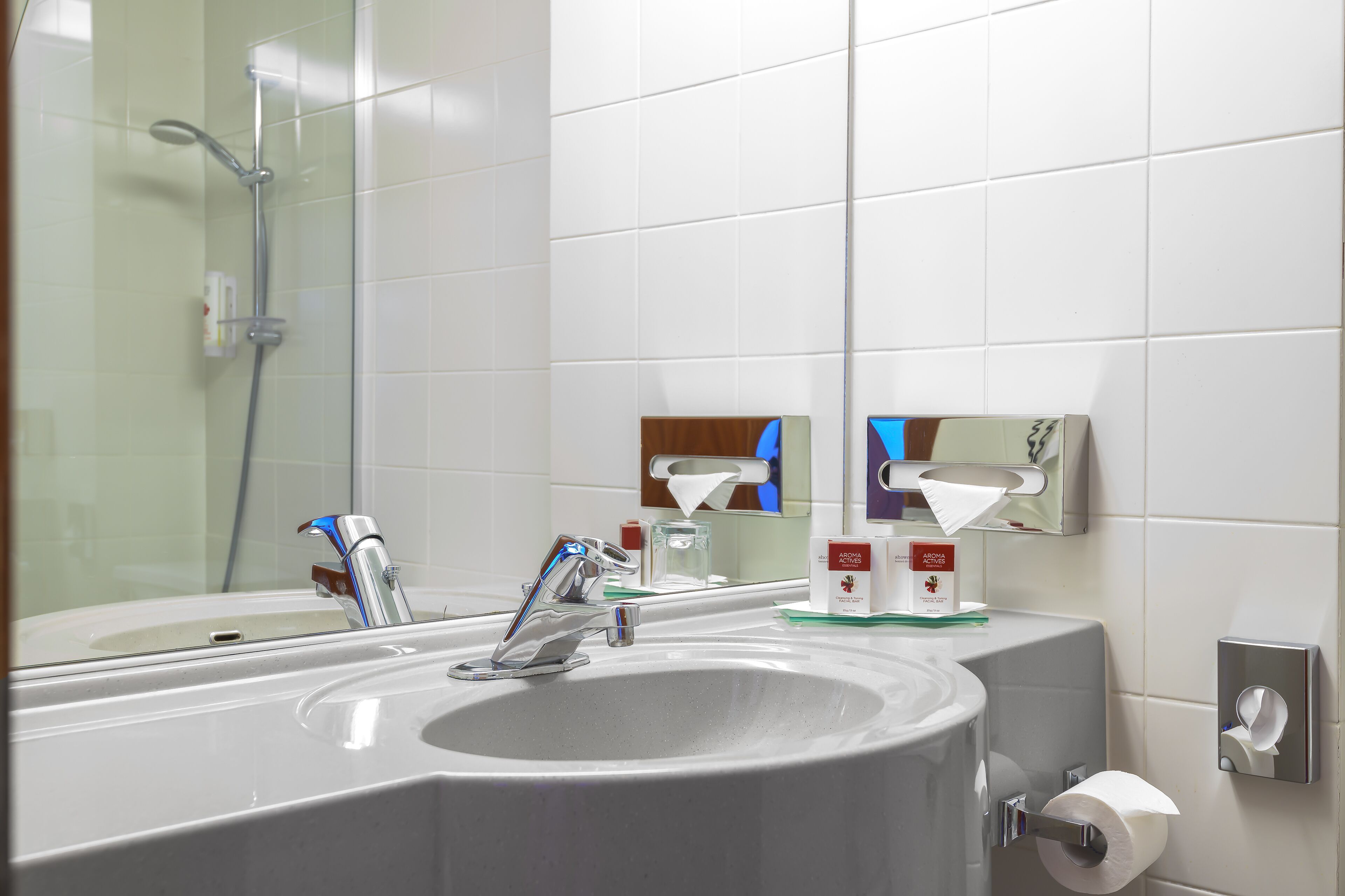 Bathroom | Bathtub, free toiletries, hair dryer, bathrobes