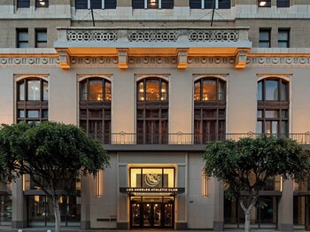 Hotel exterior and entrance at Los Angeles Athletic Club