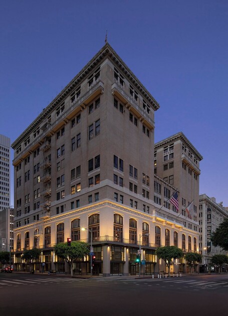 Los Angeles Athletic Club - view 3