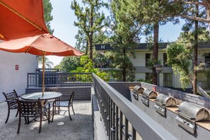 BBQ/picnic area
