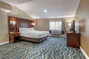 Suite, 1 King Bed with Sofa bed, Non Smoking | Premium bedding, in-room safe, desk, laptop workspace