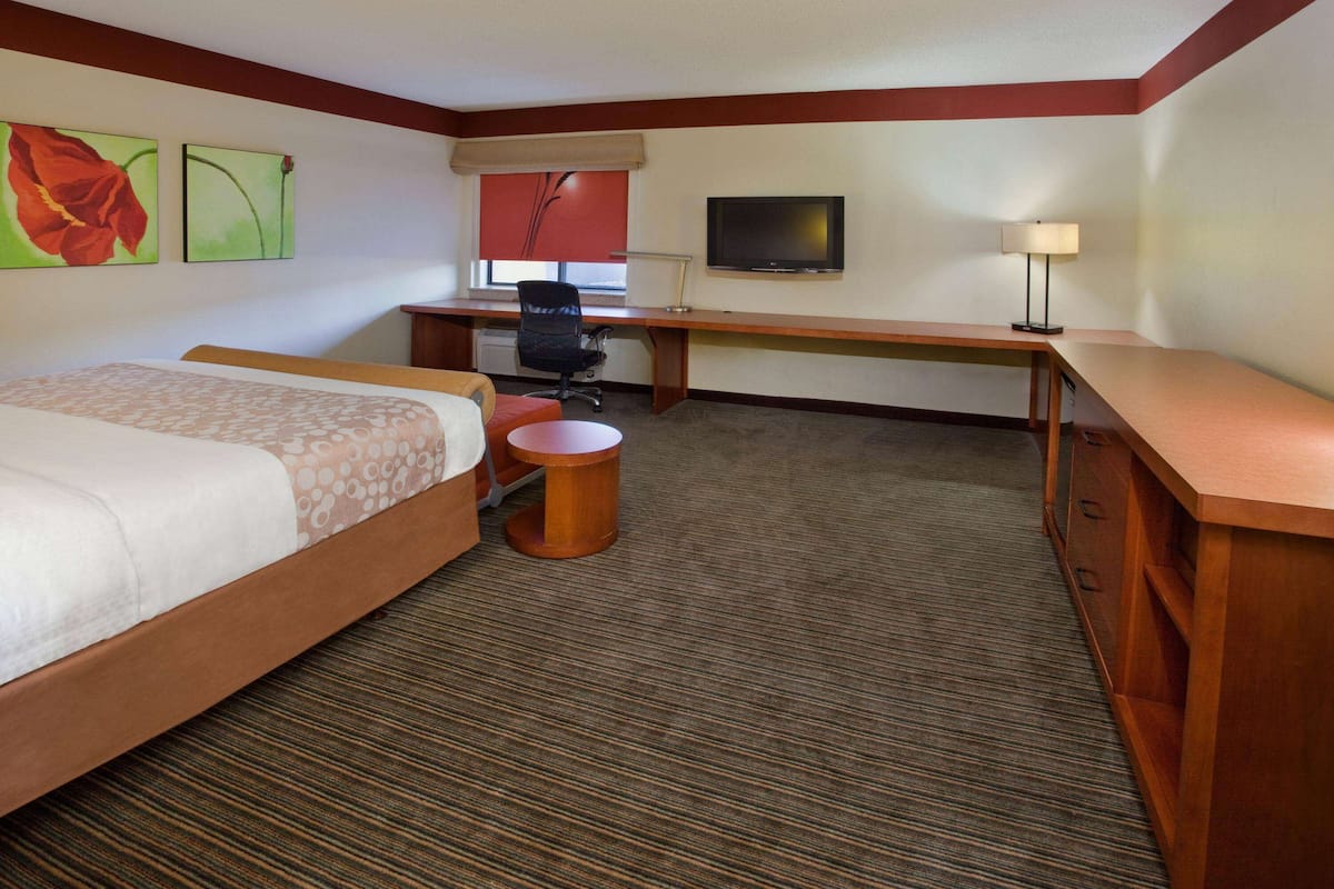 Premium bedding, desk, iron/ironing board, cribs (free)