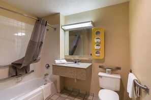 Baño para personas con discapacidad