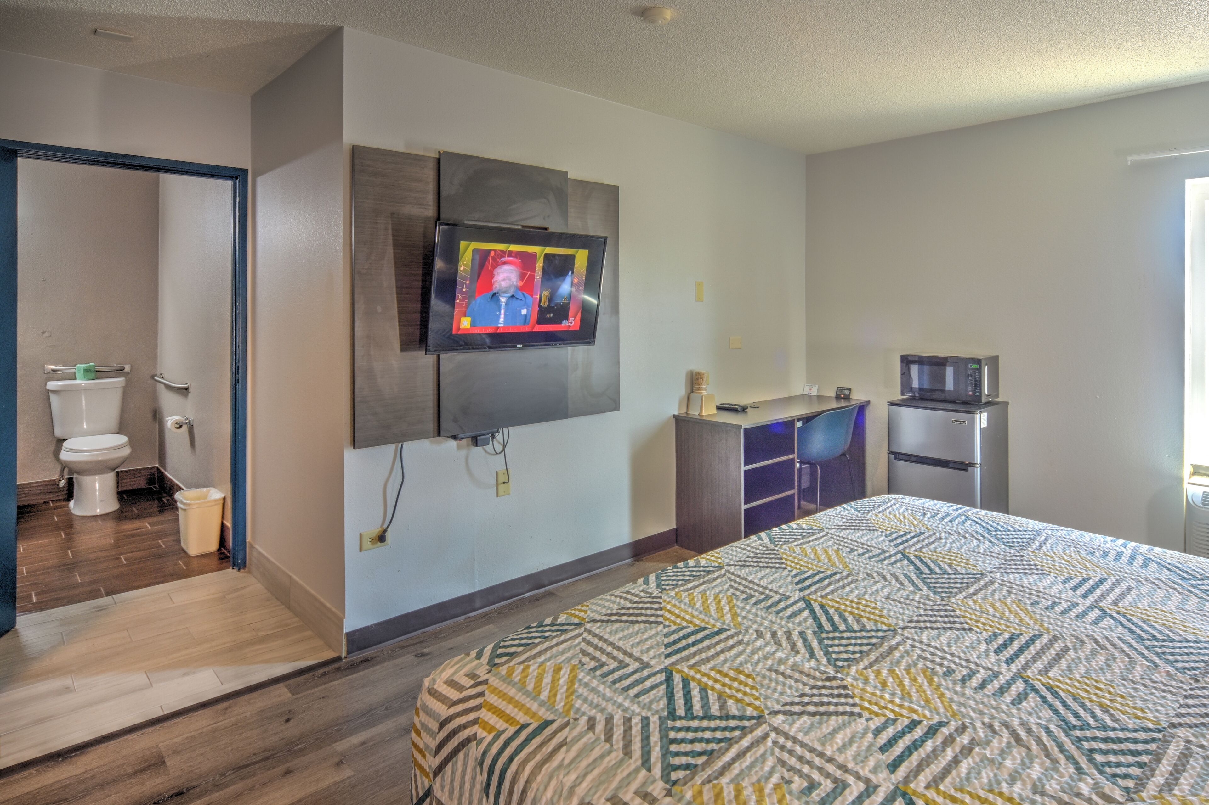 Photo - Motel 6 Libertyville, IL