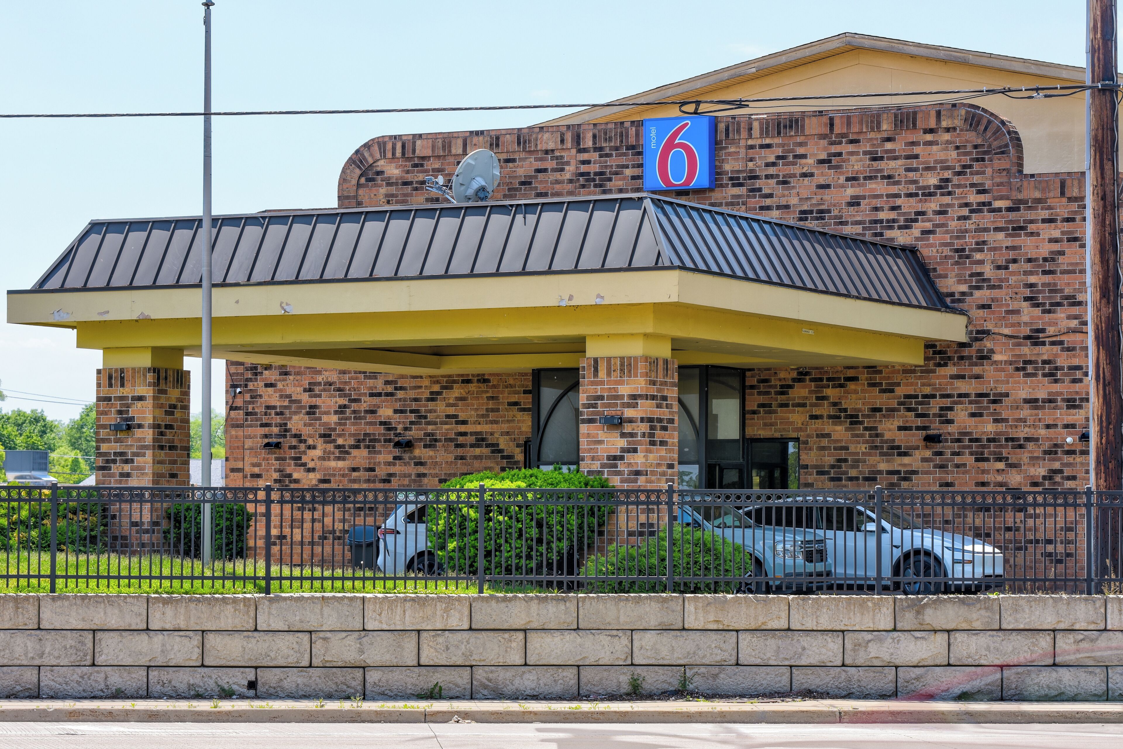 Photo - Motel 6 Libertyville, IL