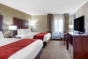 Premium bedding, blackout curtains, soundproofing, iron/ironing board - Comfort Inn Hoffman Estates - Schaumburg (Hoffman Estates)