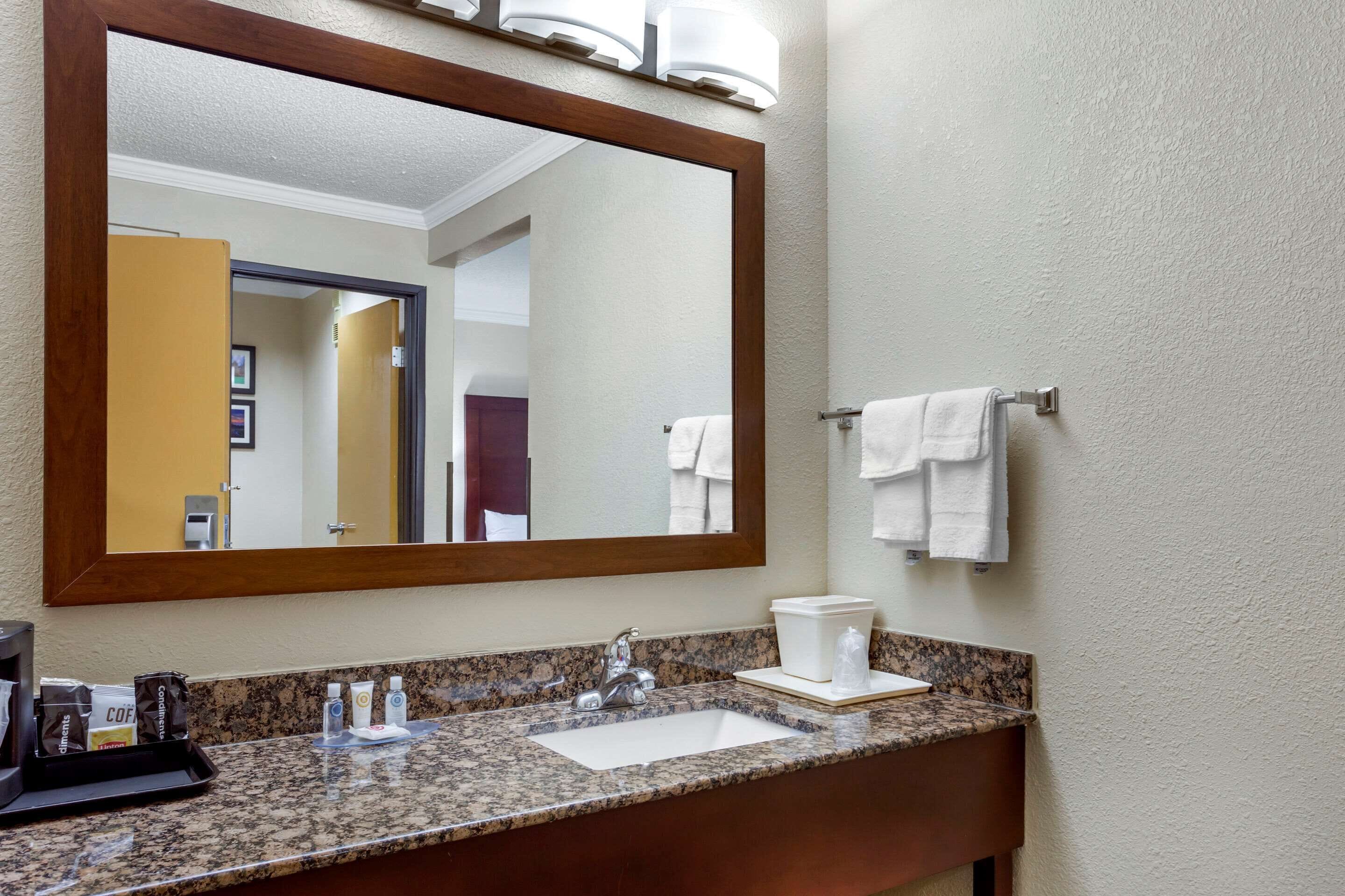 Photo - Comfort Inn Hoffman Estates - Schaumburg