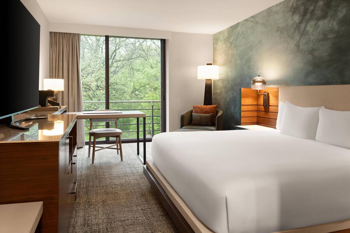 Premium bedding, down comforters, pillowtop beds, in-room safe