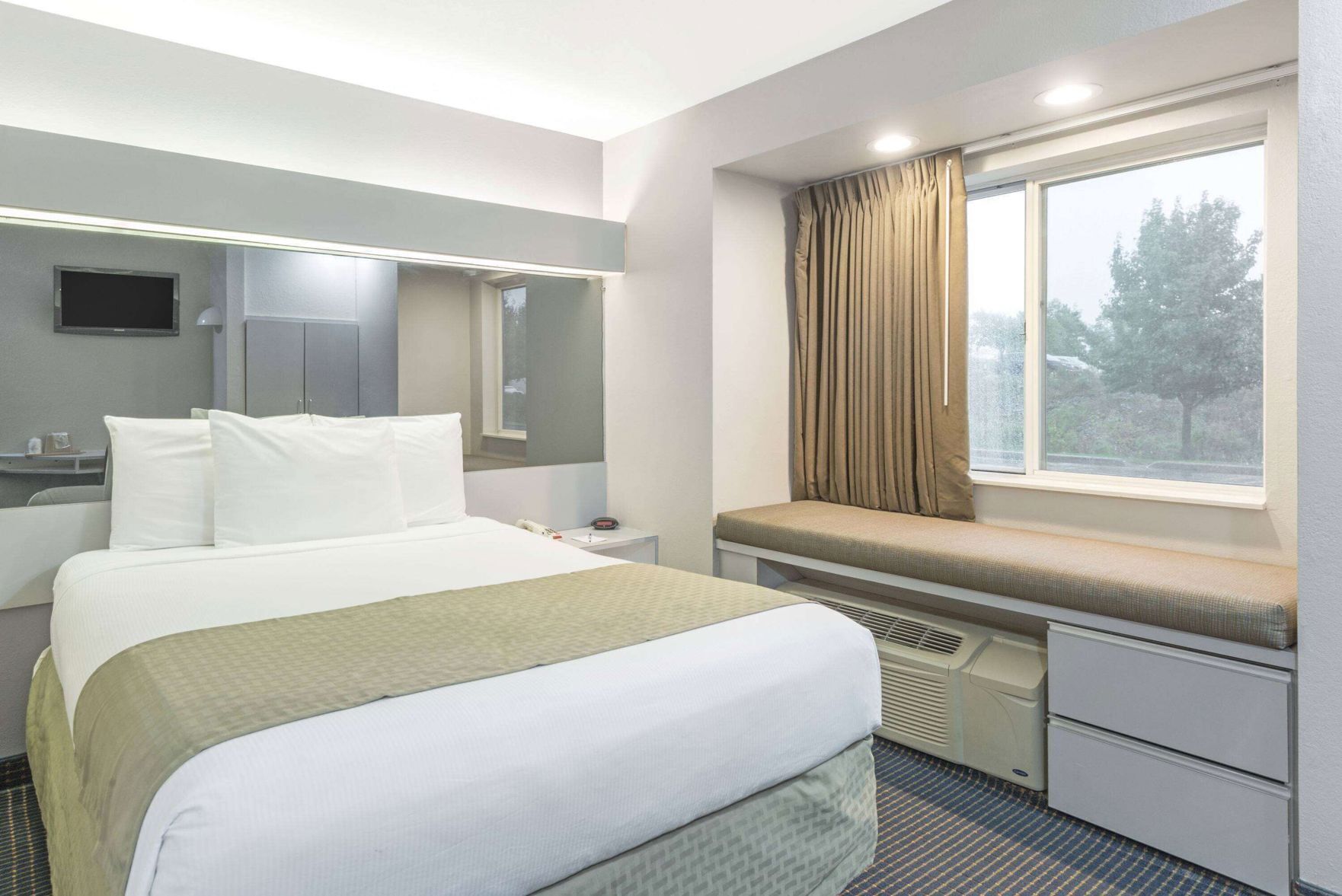 Premium bedding, pillowtop beds, desk, iron/ironing board