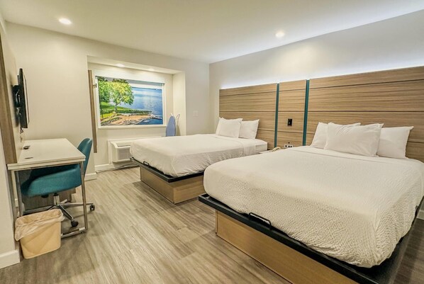 Habitación, 2 camas de matrimonio, no fumadores | Ropa de cama de alta calidad y colchones con acolchado adicional