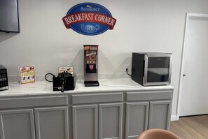 Esmorzar diari continental gratuït 