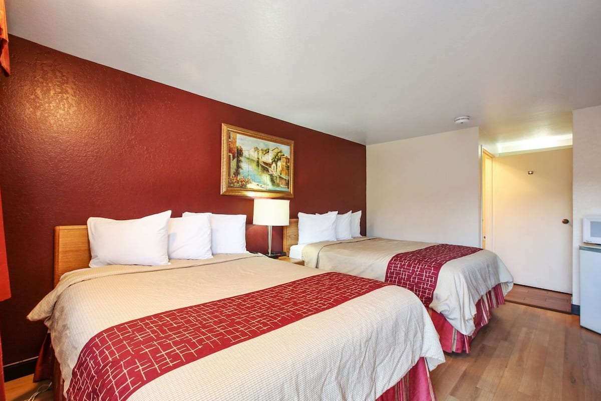 Desk, free WiFi, bed sheets, alarm clocks