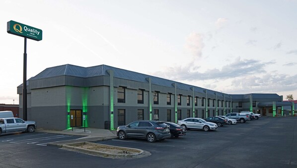 Exterior - Quality Inn Seymour I-65 (Seymour)