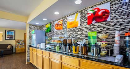 Quality Inn & Suites Greensburg I-74